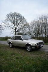 BMW E30 318i - BMW 318 aus 1985