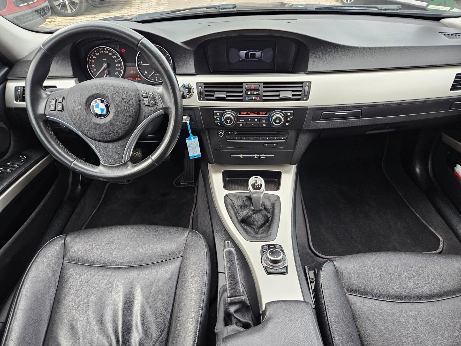 BMW 320 2011 — photo 13