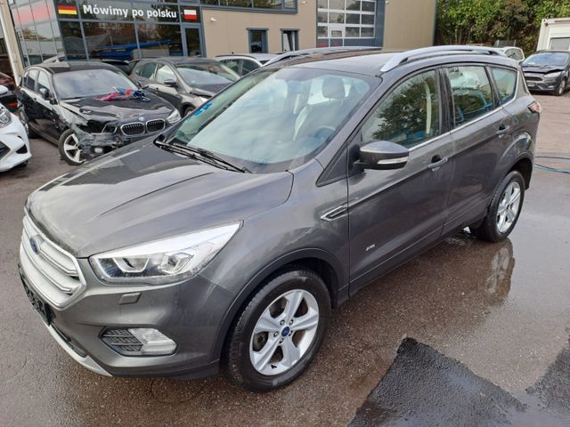 Ford Kuga Cool & Connect