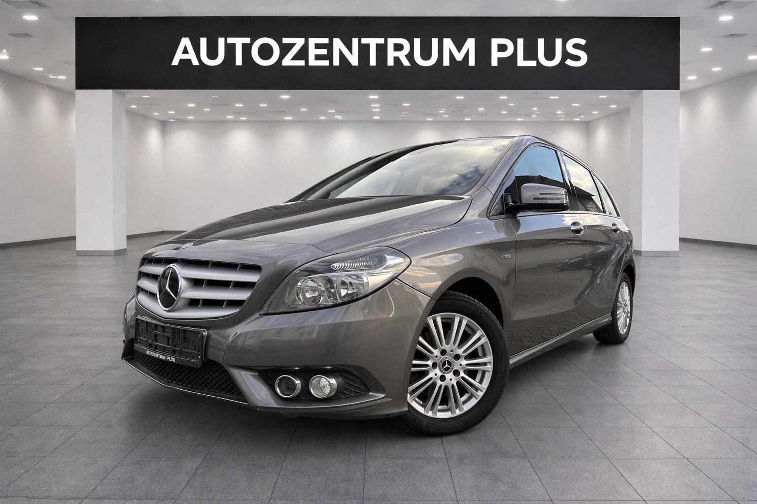 Mercedes-Benz B 200 *1.Hand*Tempomat*SHZ*AHK*Rückfahrkamera*