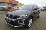 Volkswagen T-Roc Style*LED*ACC*Pano*Navi*Active Display*1.H - Volkswagen T-Roc in Halle