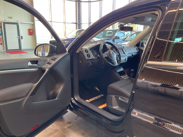 Volkswagen Tiguan Sport & Style 4Motion *NAVI*AHK*XENON*RFK