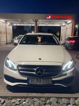 Mercedes-Benz E 220 d Autom. -
