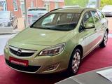 Opel Astra J 1.4 Sports Tourer Design Edition - Opel Astra aus 2011: Sports Tourer