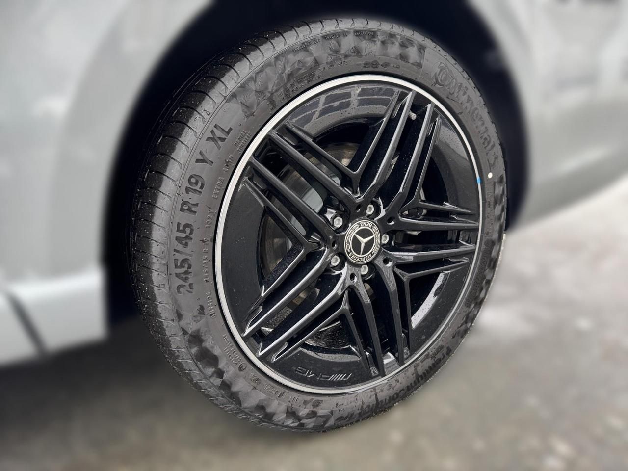 Fahrzeugabbildung Mercedes-Benz V 300 d Exclusive 4matic AMG*Allrad*Standheizung