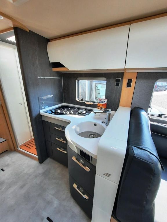 Fahrzeugabbildung HYMER / ERIBA / HYMERCAR B-Klasse ML T 780 BlackLine Verfüg./Sparen Sie 7