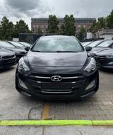 Hyundai i30 cw blue Trend - Hyundai i30: Cw