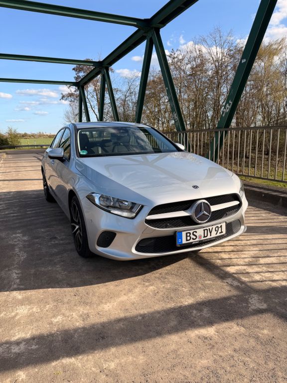 Image of Mercedes-Benz A 180