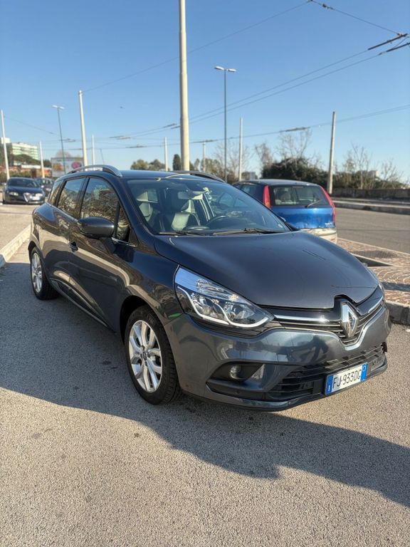 Image of Renault Clio