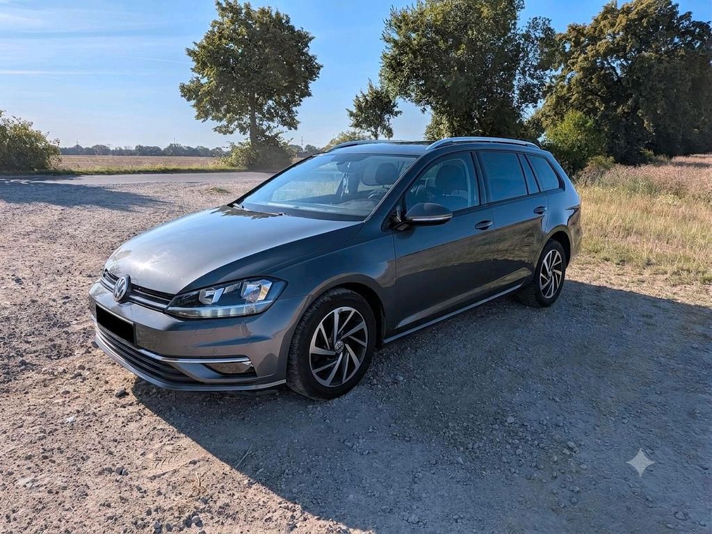 Image of Volkswagen Golf