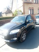Toyota RAV 4 2,2-l-D-4D 4x2 Travel Travel - gebrauchte Toyota RAV 4 aus dem Jahr 2012