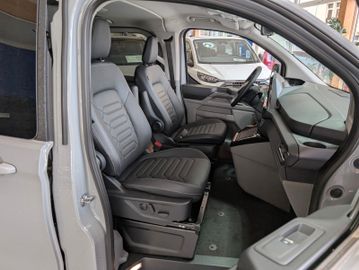 Ford Tourneo Custom Aut L1 Tit X 4WD Standheizung