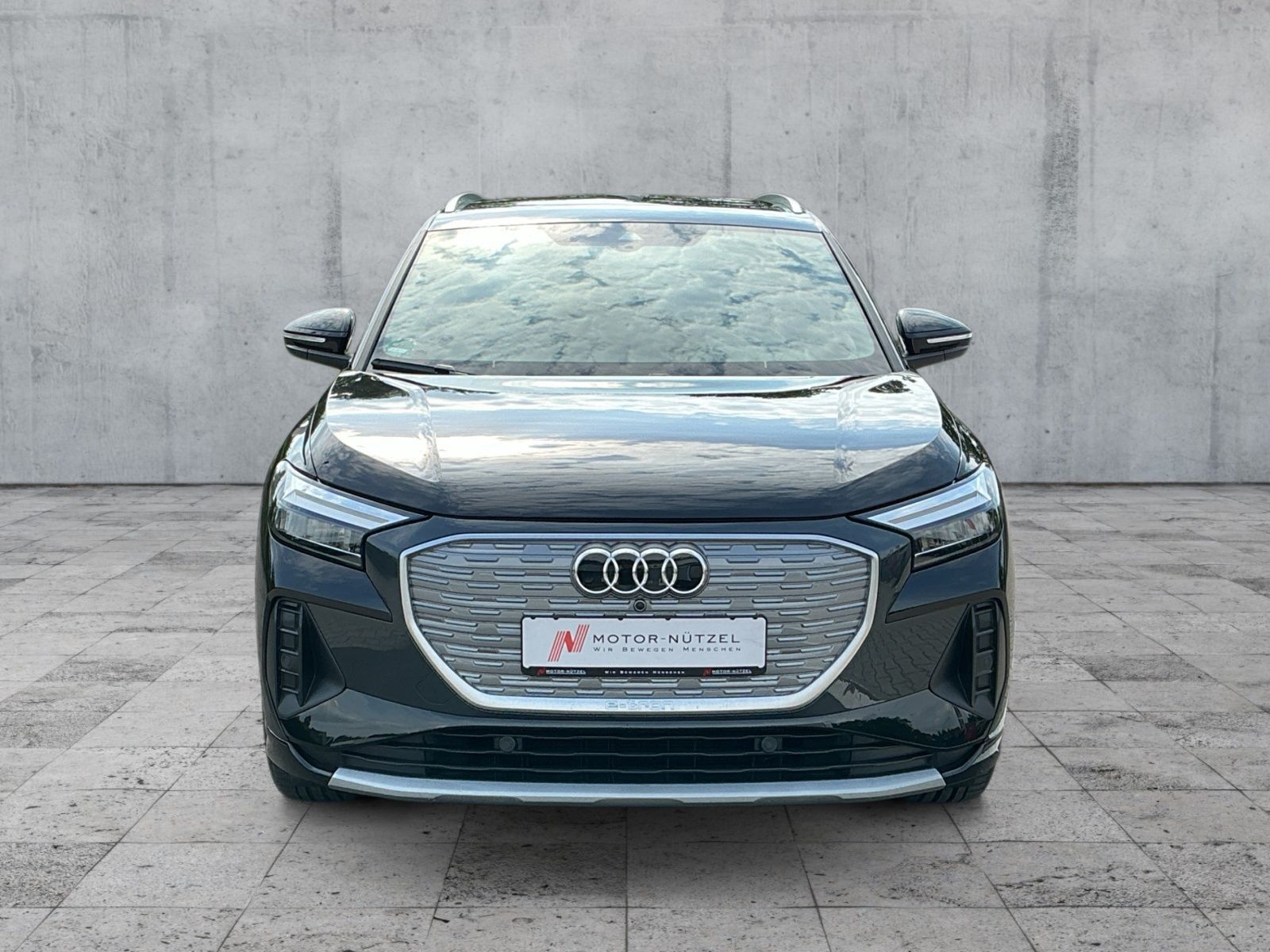 Audi Q4 45 e-tron QUATTRO LED+NAV+SHZ+2xPDC+DAB+LM19" imagem 3