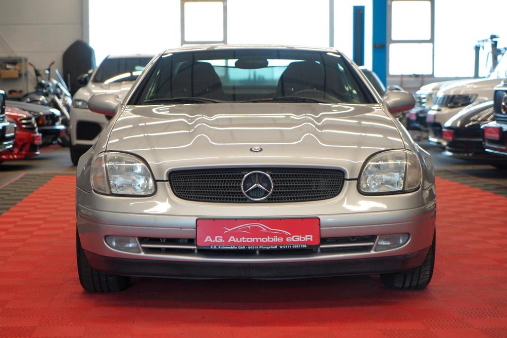 Mercedes-Benz SLK 200