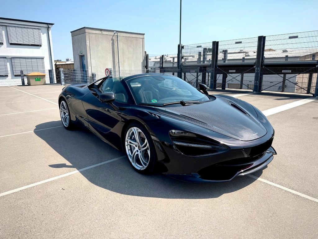Image of McLaren 750S
