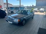 Mercedes-Benz MB E200 Schiebedach, Anhängerkupplung, H-Kennzei - Mercedes-Benz 200: 200k