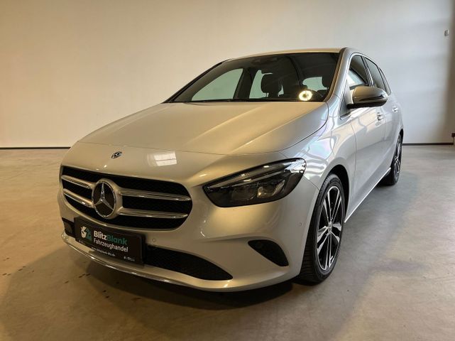 Mercedes-Benz B 180 AHK SHZ LED KAMERA NAVI TOT-WINKEL