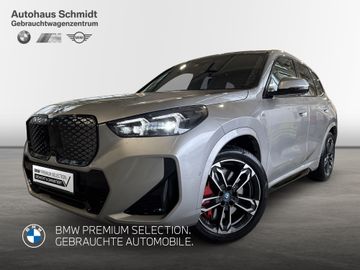 BMW Leasingangebot: BMW iX1 xDrive30 M Sportpaket Head-Up HK HiFi DAB