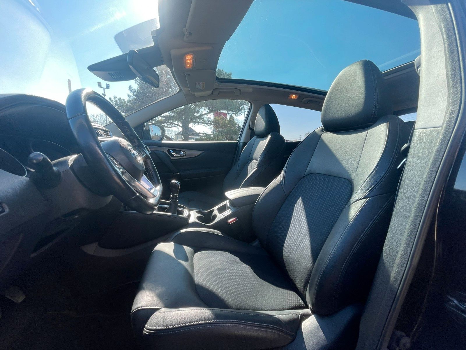 Fahrzeugabbildung Nissan Qashqai Tekna