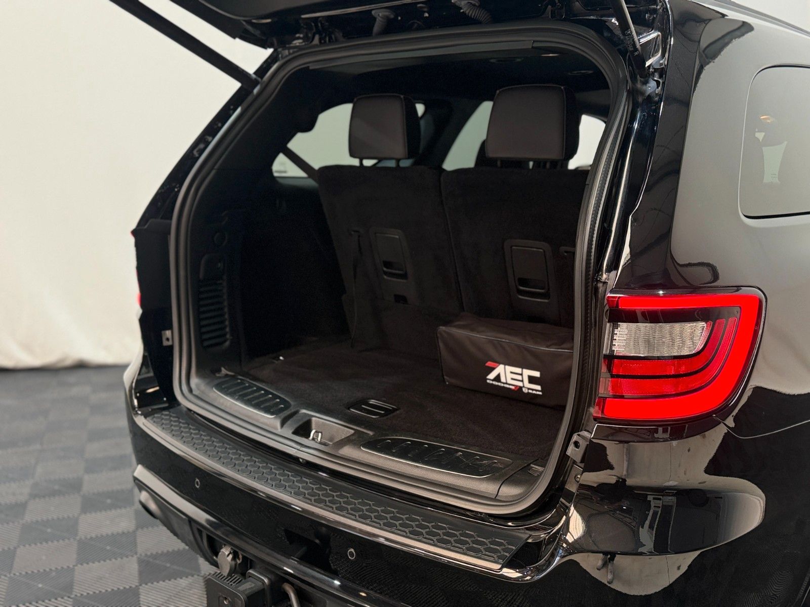 Fahrzeugabbildung Dodge Durango - R/T - OrangePackage - LPG - AHK