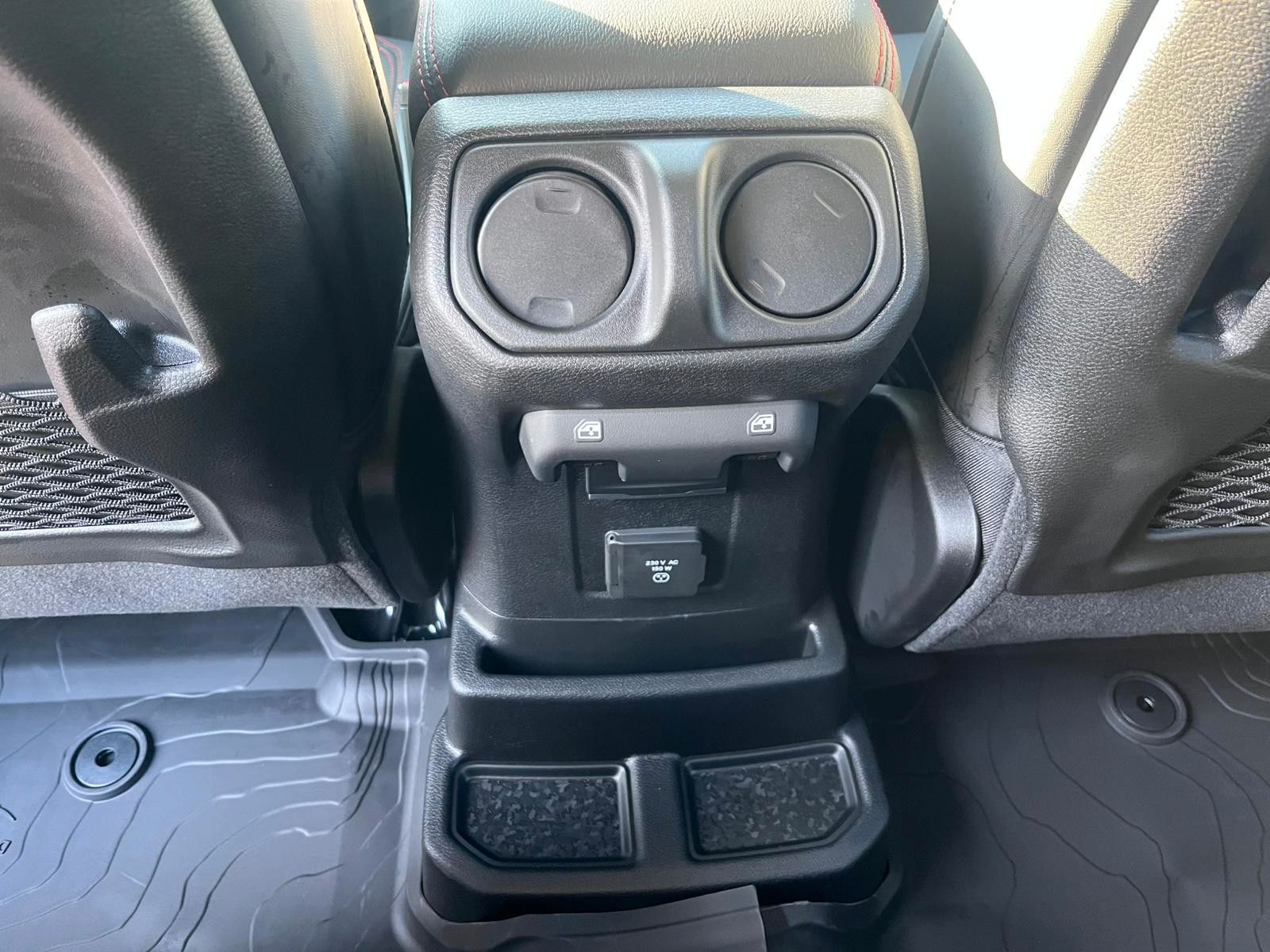 Fahrzeugabbildung Jeep Wrangler Facelift Unlimited Rubicon Benziner