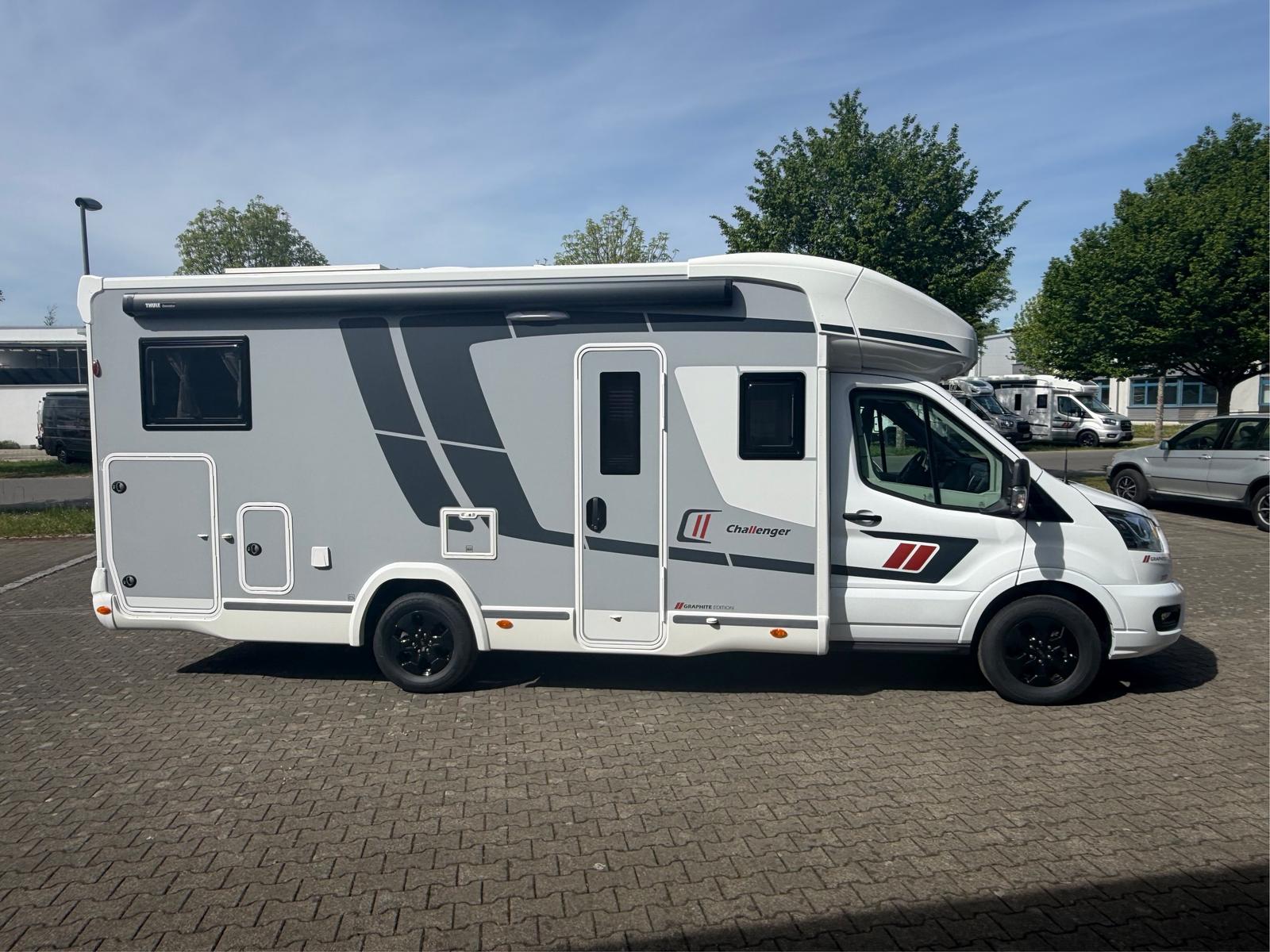 Challenger 317 Graphite Edition ohne Hubbett (TOP Preis)