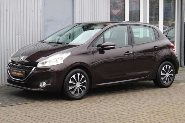 Peugeot 208 Active+Klima+Tempomat+Allwetterreifen