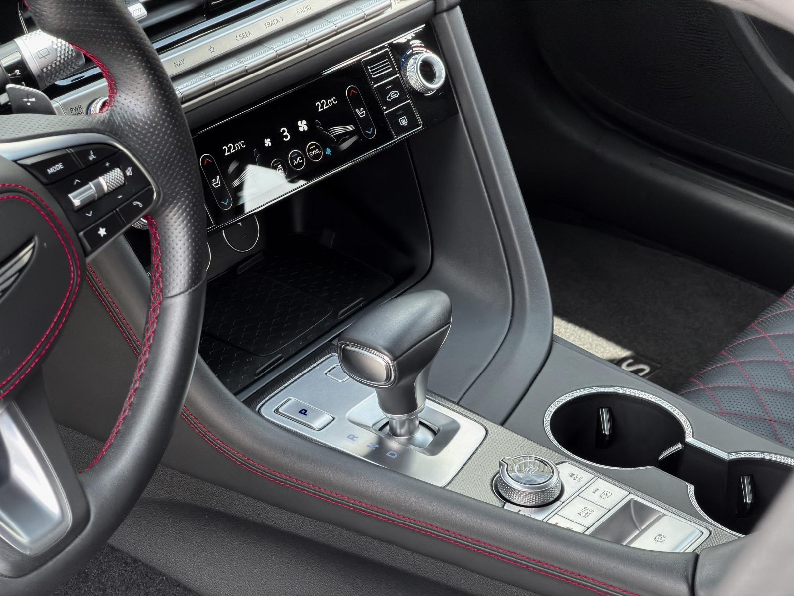 Genesis G70 Diesel 2.2 8AT RWD Sport Shooting Brake ...