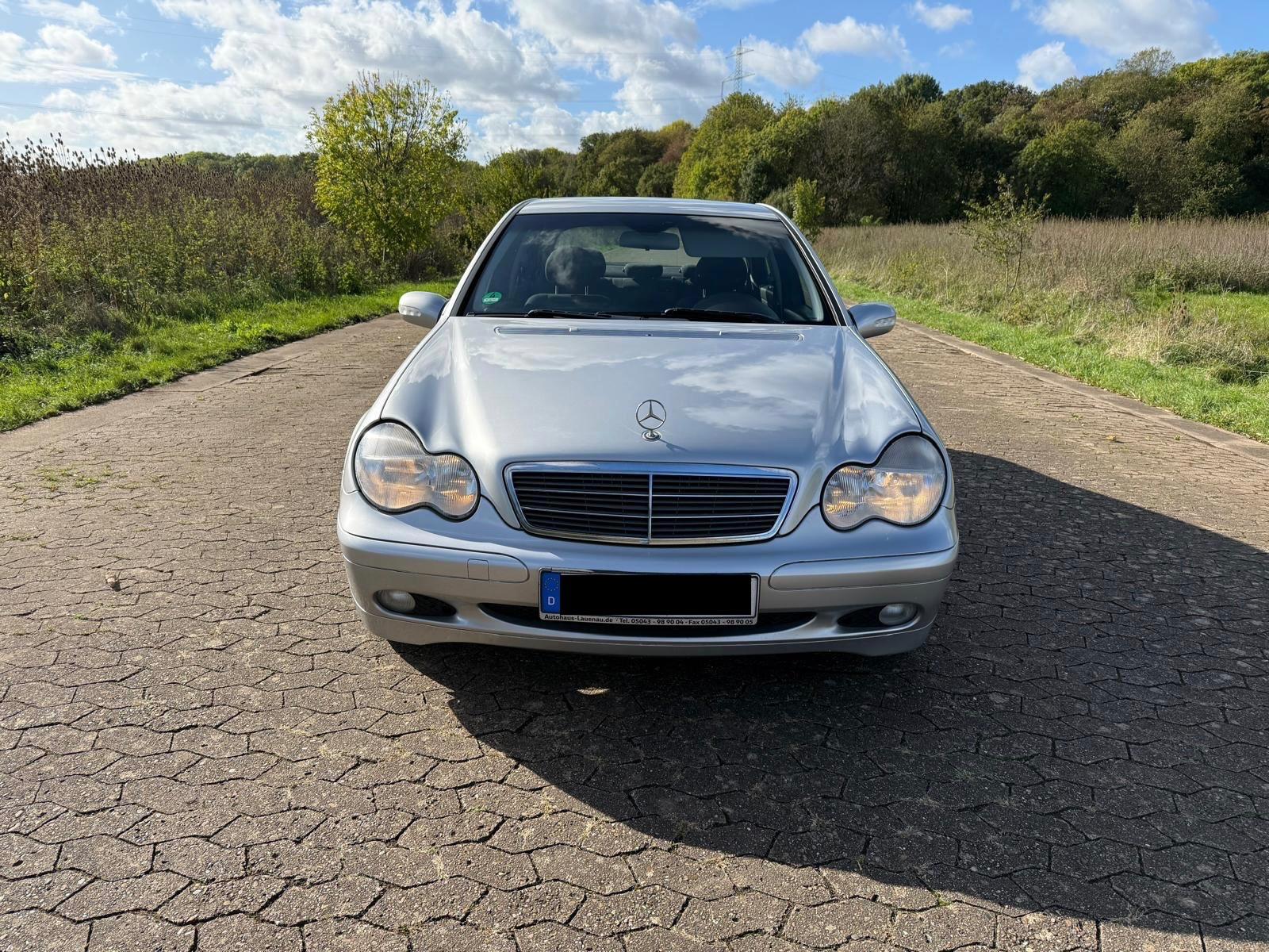 Mercedes-Benz C 180