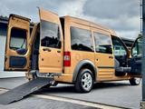 Ford Tourneo Connect 'Behindertengerecht-Rampe+Sitz' - Ford aus 2006