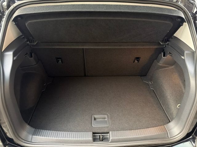 Fahrzeugabbildung Volkswagen T-Cross 1.0 TSI 85 KW GOAL KAMERA KEYLESS SHZ NA