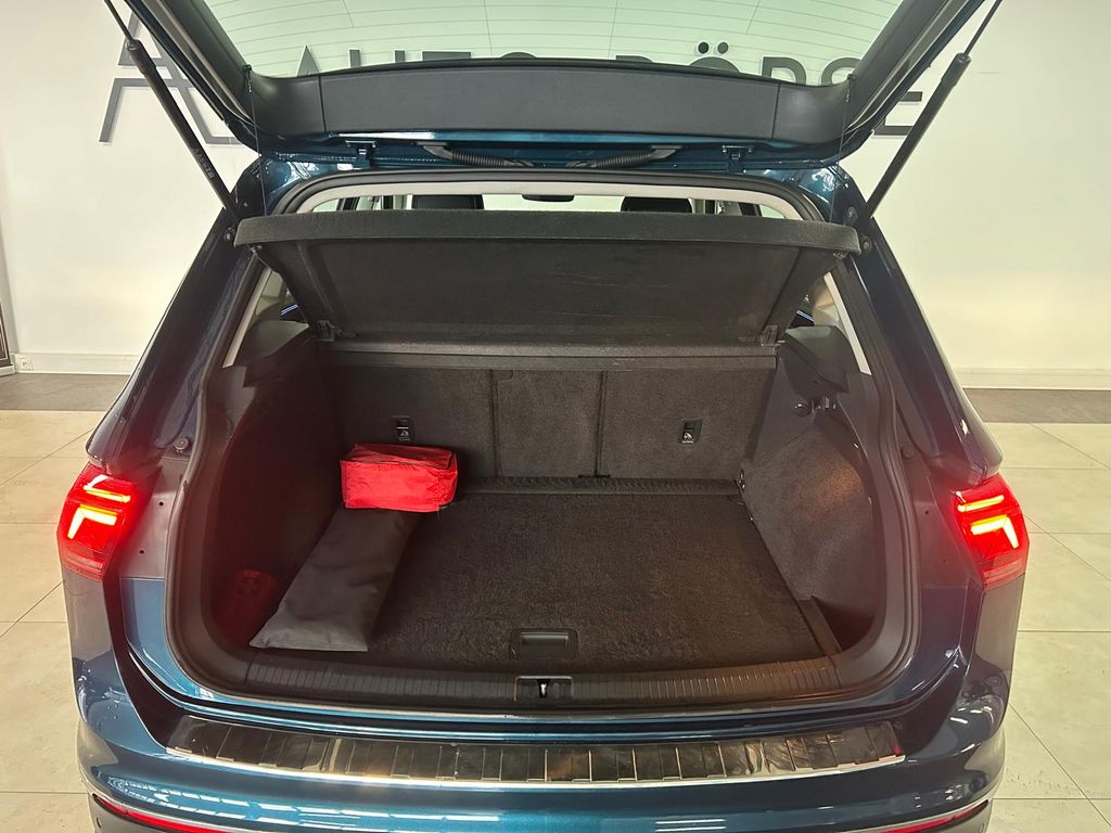 Volkswagen Tiguan 4M DSG LIFE NAVI*CAM*DCC*H&K*IQ.LIGHT*AHK