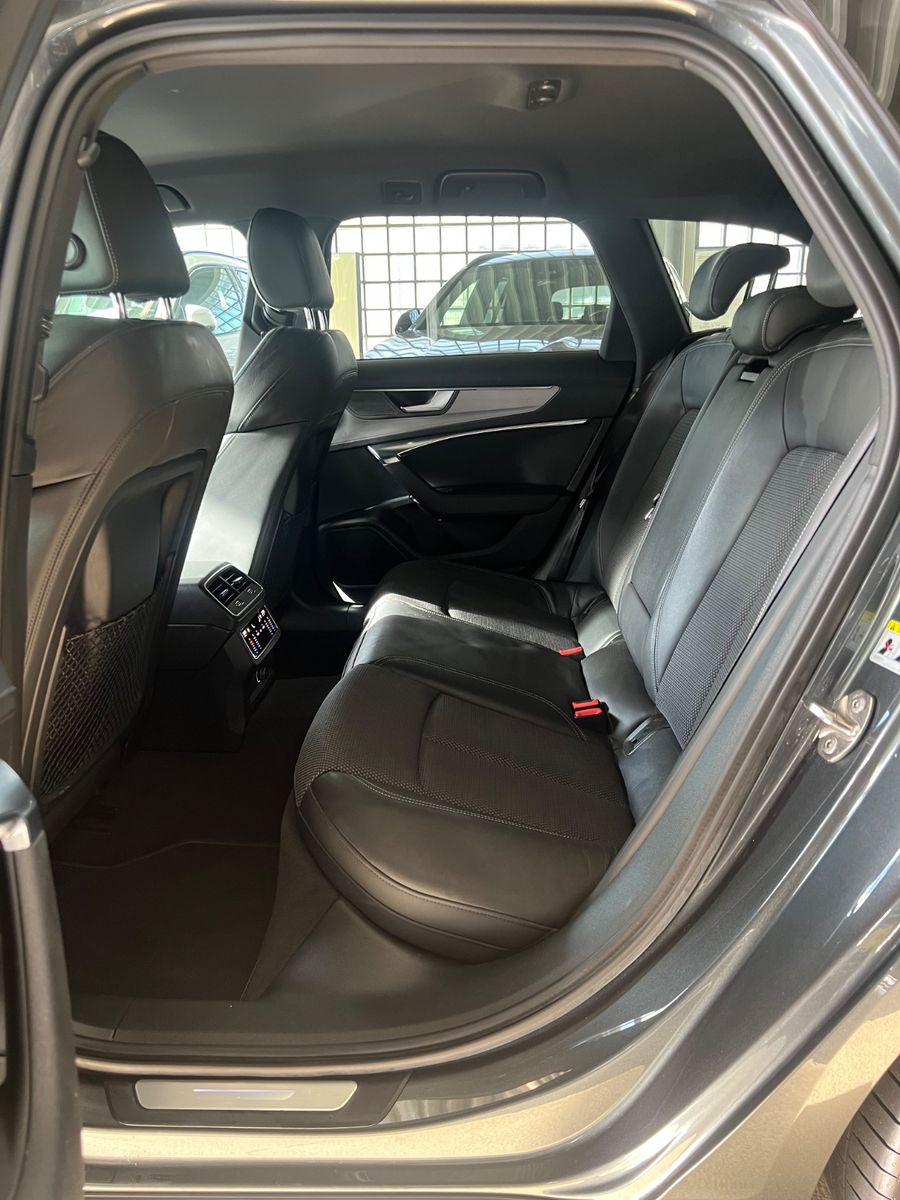 Fahrzeugabbildung Audi A6 Avant 40 TDI quattro sport S line *1.HAND*