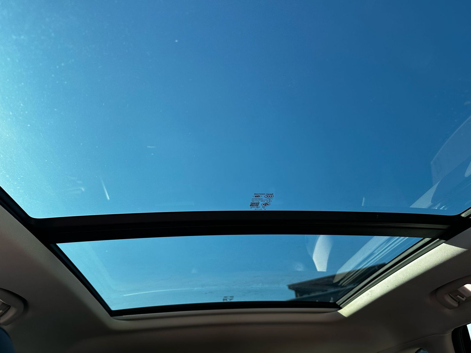 Fahrzeugabbildung MG EHS Luxury PANO+LEDER+NAVI+SHZ+KAMERA+ACC+360°