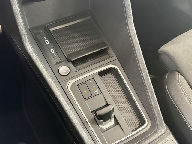 Volkswagen Caddy Maxi eHYBRID DSG STYLE ACC KAM 7SITZ AHK