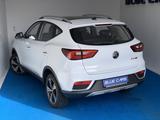 MG ZS EV Luxury 45 kWh Pano/Navi/Cam/SHZ/Leder - MG ZS aus 2021