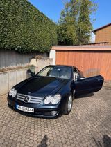 Mercedes-Benz SL 500 -schwarz metallic