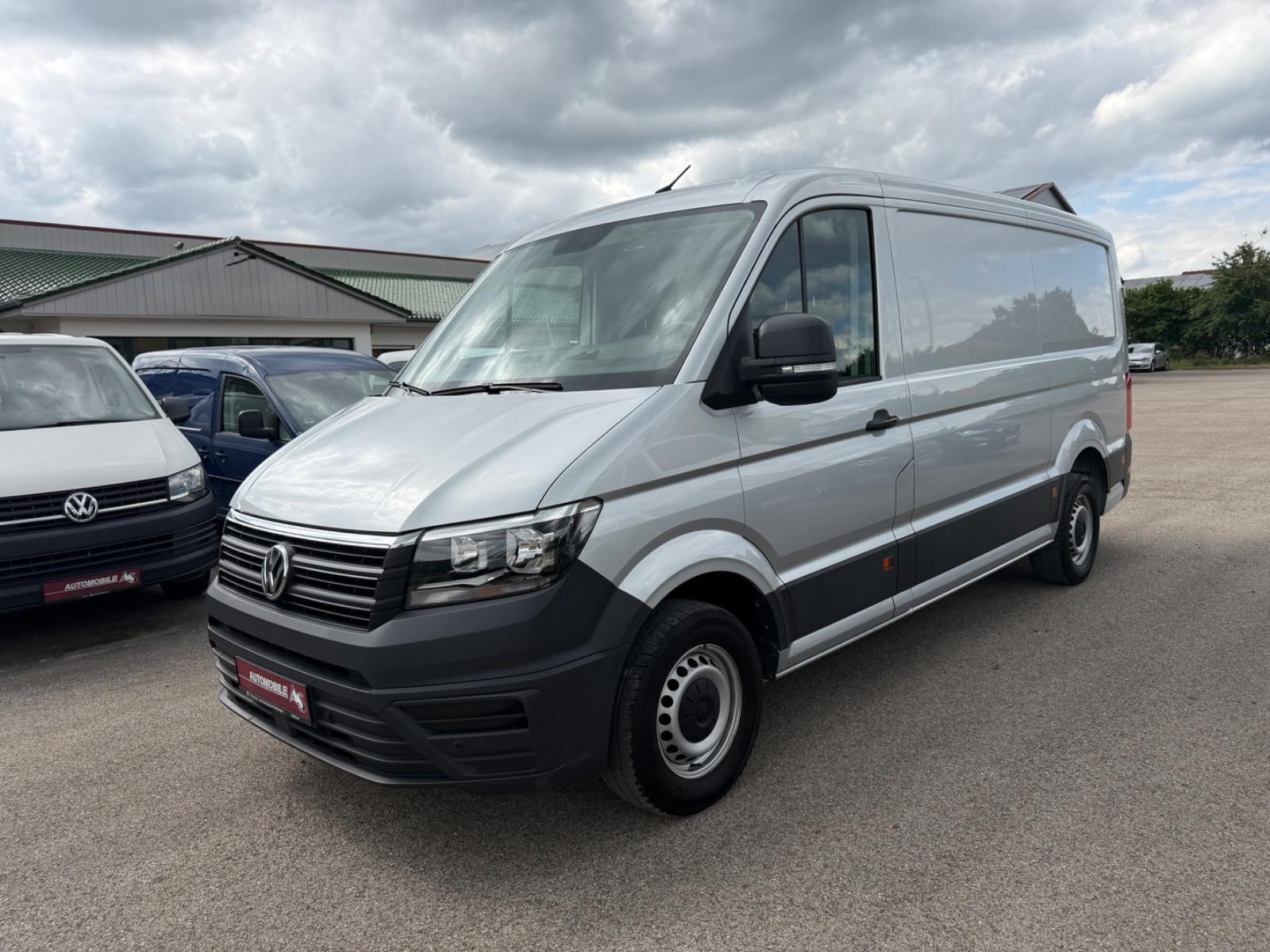 Volkswagen Crafter Kasten Kasten 35 mittellang RWD