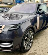 Land Rover Range Rover 4.4 P530 SV SV - Land Rover Range Rover SV mit Benzin-Antrieb