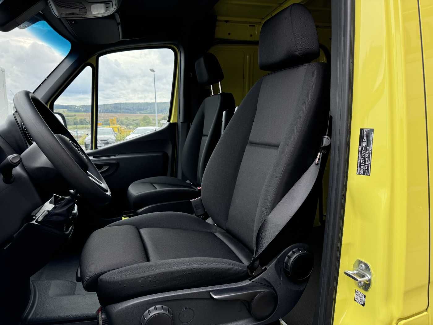 Fahrzeugabbildung Mercedes-Benz Sprinter 317 CDI Streckenbegleitfahrzeug BF3/BF4