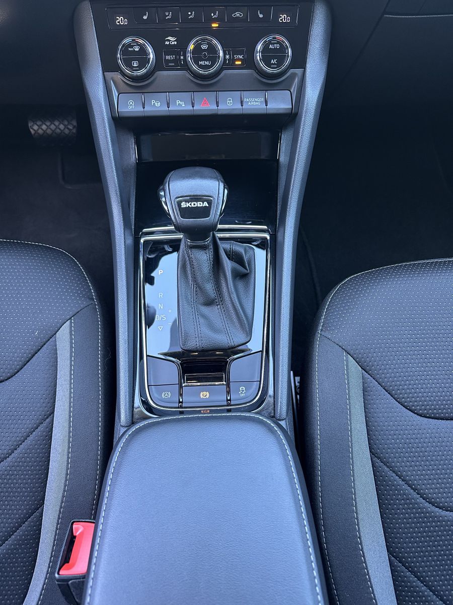 Fahrzeugabbildung SKODA Kodiaq 2.0 TDI DSG Tour NAV+LED+KAMERA+19ZO+ACC
