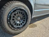 Volkswagen T6.1 Multivan Top gepflegt Offroad GenerationSix - : Van, Offroad