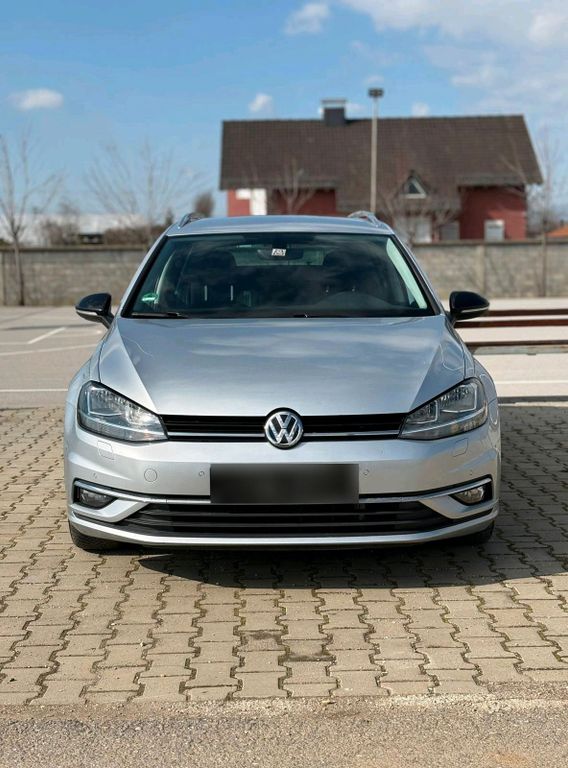 Image of Volkswagen Golf