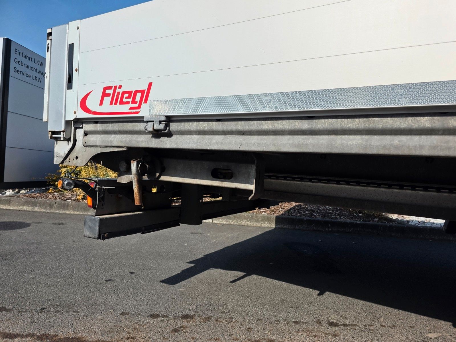 Fahrzeugabbildung Fliegl TPS 119 GFA-Achsen Auffahrrampen Knorr ABS