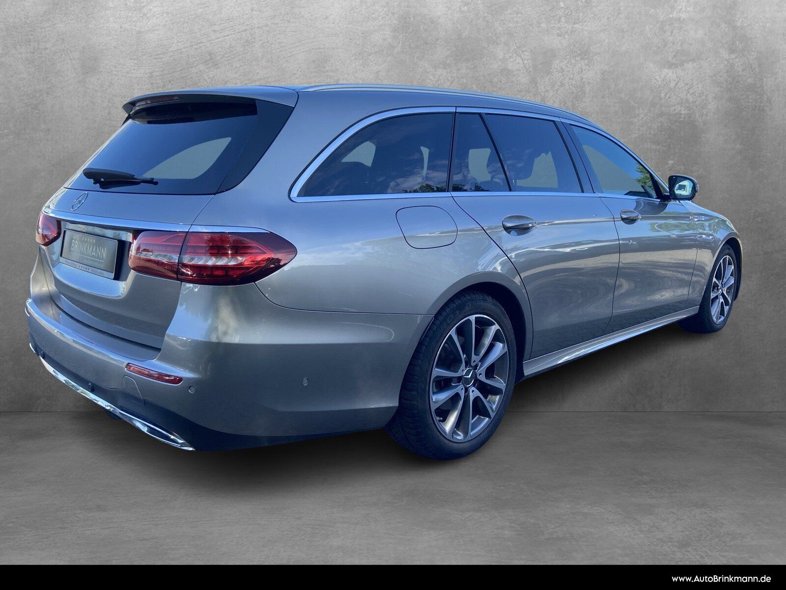 Mercedes-Benz E 300 d 4MATIC T-Modell AMG Line Exterieur LED foto 3