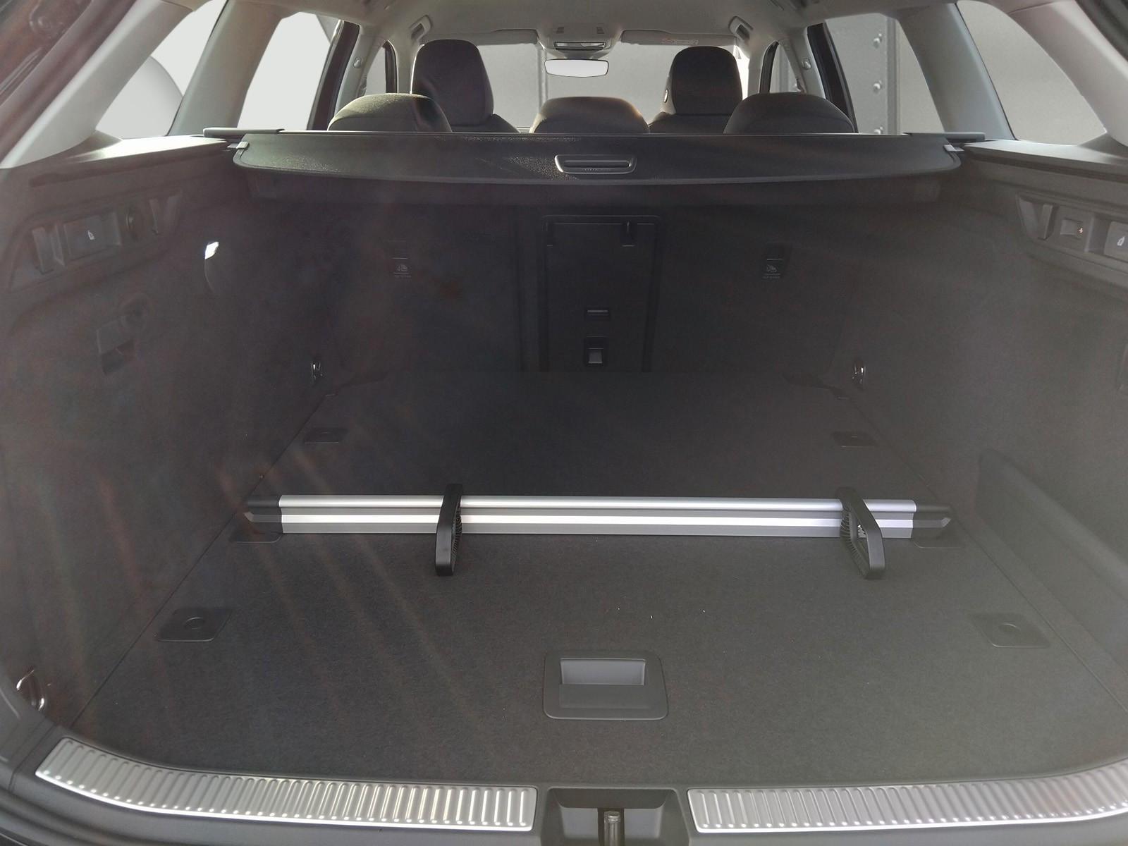 Volkswagen Passat 1.5 TSI AHK LED Side ACC 5J.Gar, миниатюра 8