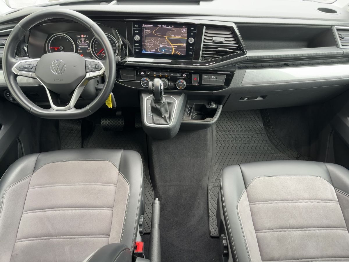 Volkswagen T6.1 Multivan 2.0 TDI DSG GENERATION SIX LED ACC foto 8