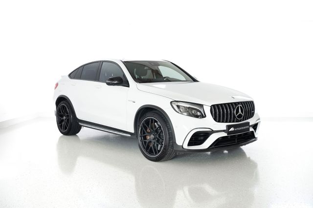 Mercedes-Benz GLC63S AMG Coupé 4M NIGHT CARBON LED KERAMIK 360