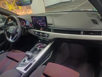 Audi A4 - 8