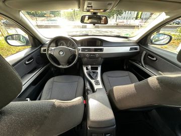 BMW 318 - 12